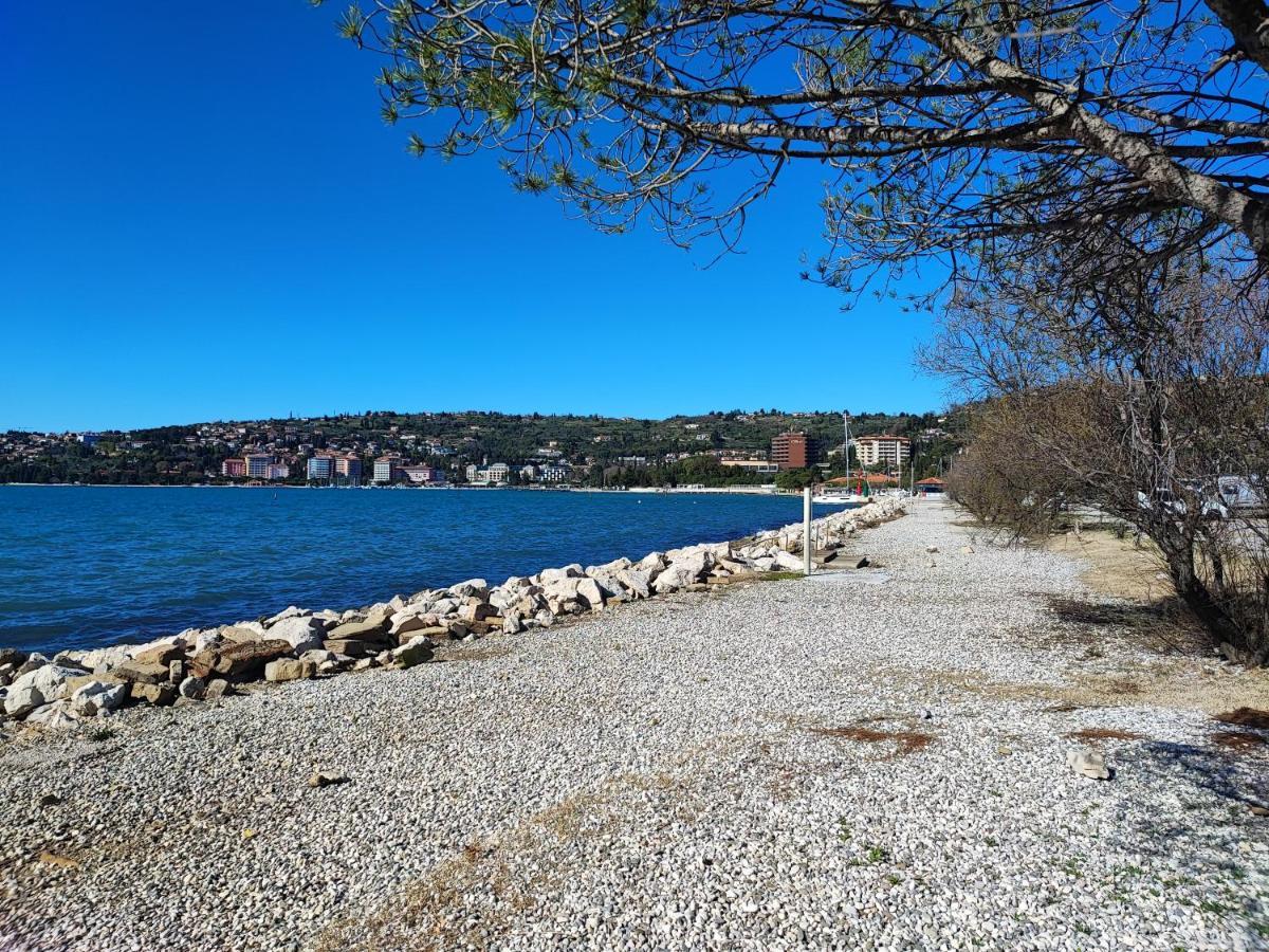 Sea Lux Floating House Ajda Portorose Villa Kültér fotó
